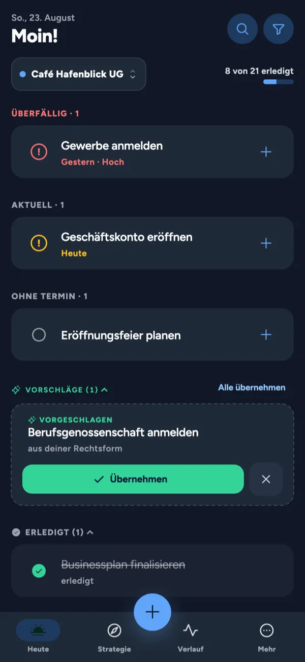 aktuator grüne Übergangs-Karte mit 'Weiter mit: Operativ!' nach abgeschlossenen Aufgaben einer UG-Gründung